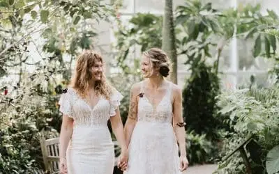 Why Chicago Brides Trust Local Cleaners Over Chains?