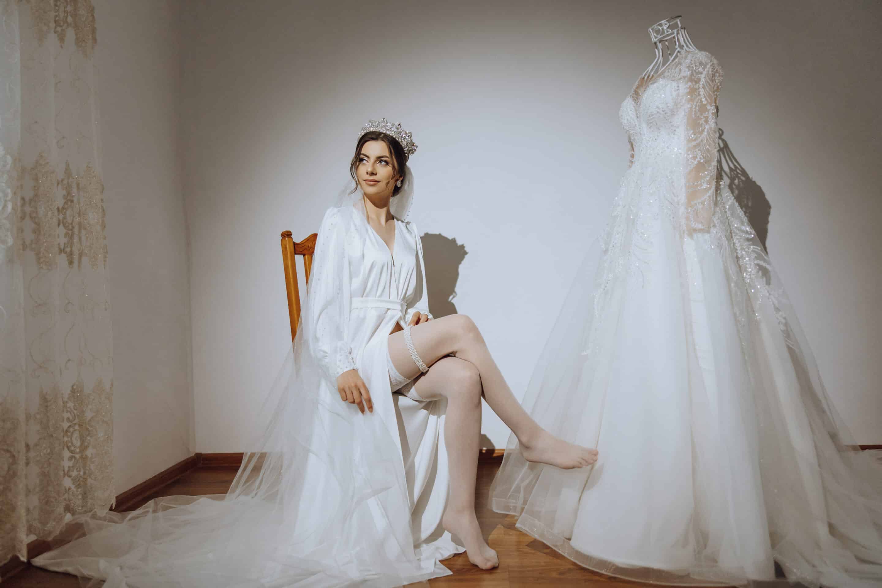 Why do brides wear garters in Chicago?