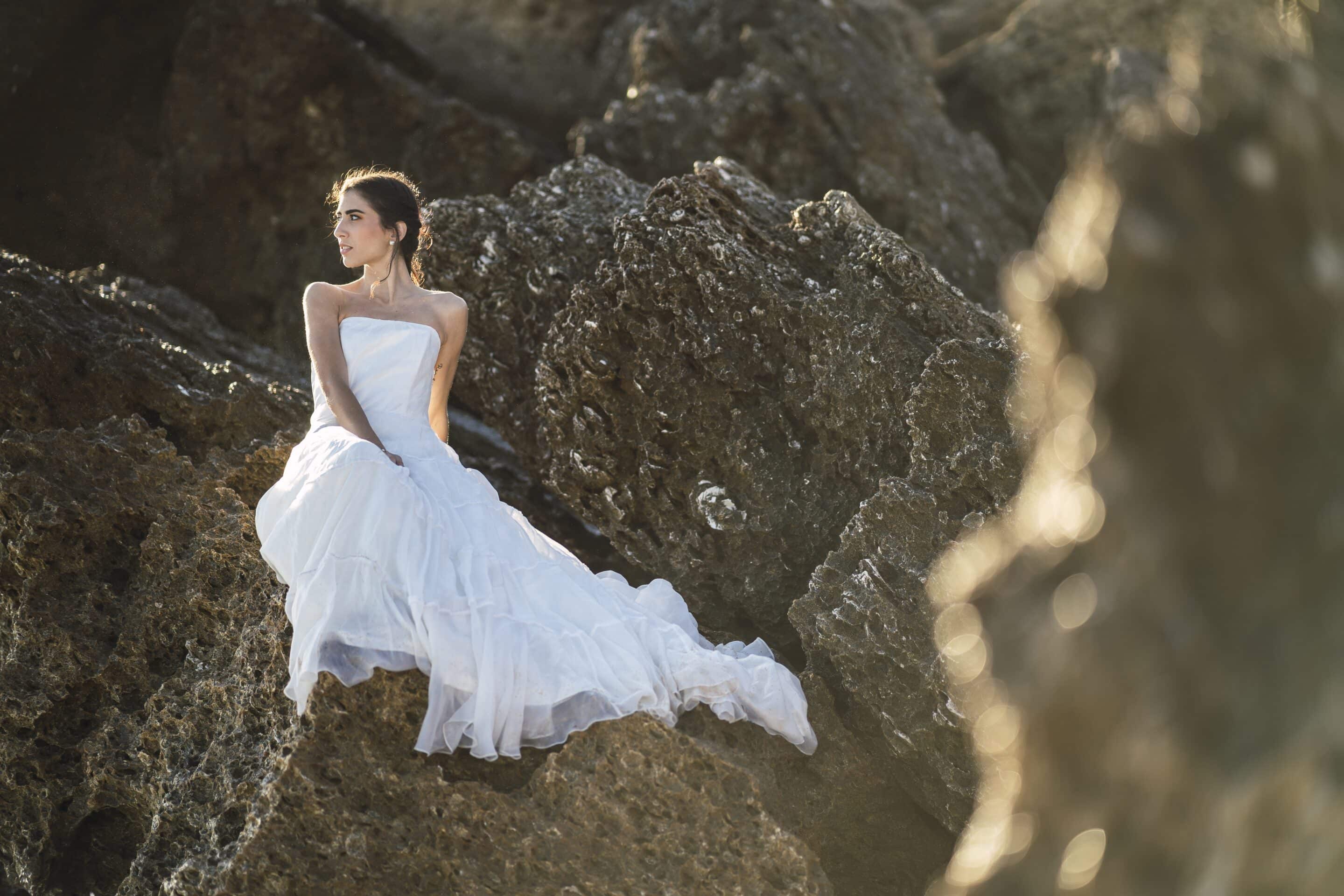 Where to sell bridal gowns in Chicago?