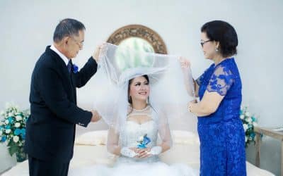 Home 71 Can a Yellowed Wedding Dress Be Restored to White?